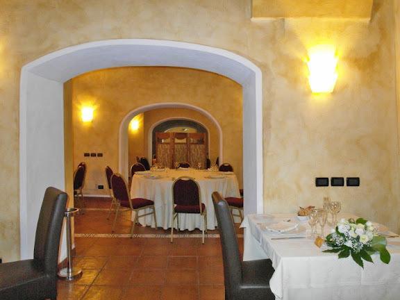 Hotel Villa Vecchia Monte Porzio Catone Buitenkant foto